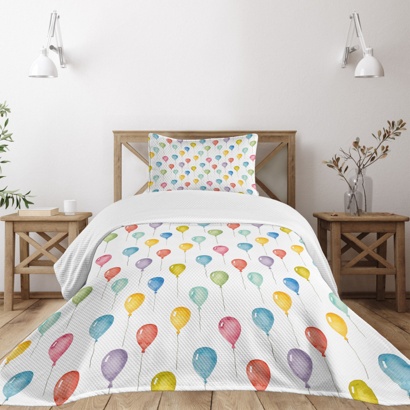 Flying Watercolor Balloons Bedspread Set