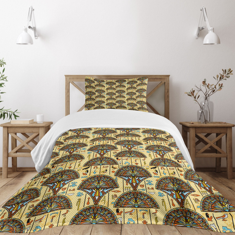 Folkloric Ornaments Bedspread Set