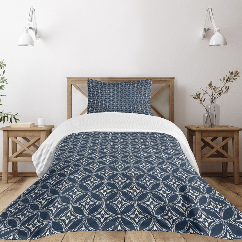 Japanese Lotus Circle Bedspread Set