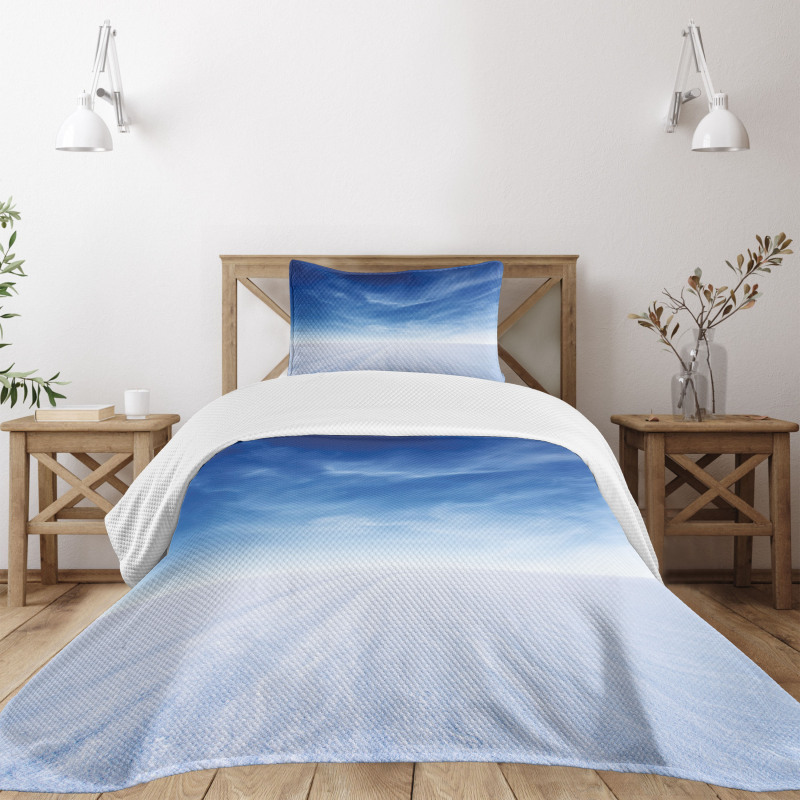 Snowy Mountain Photography Bedspread Set