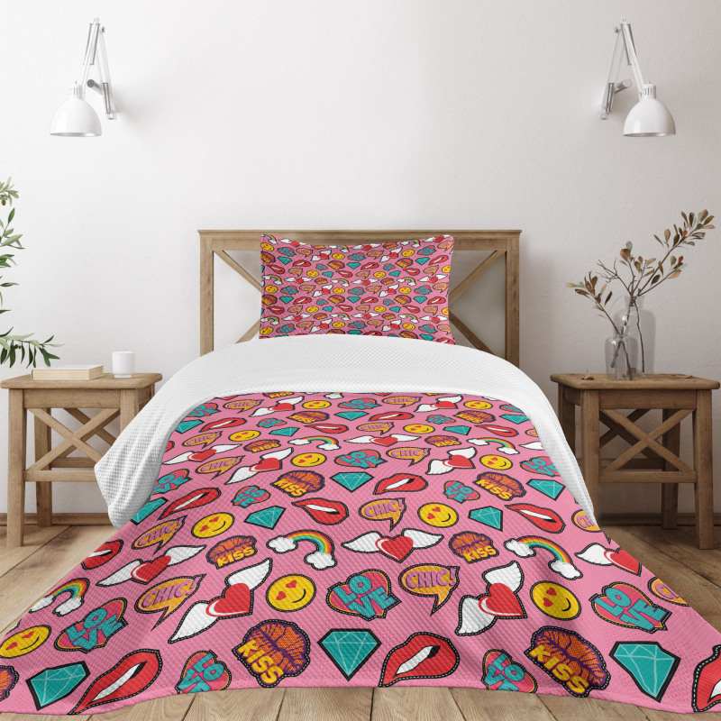 Dotted Hearts Rainbow Bedspread Set