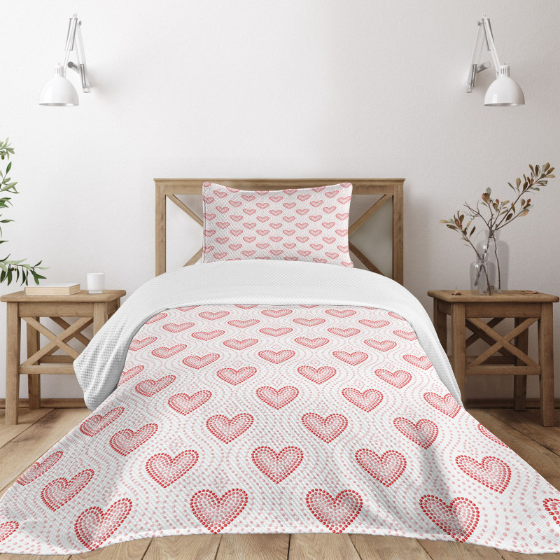 Dotted Heart Pattern Bedspread Set