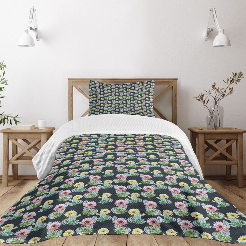 Foliage Watercolor Style Bedspread Set