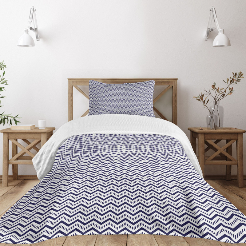 Chevron Dashed Lines Bedspread Set