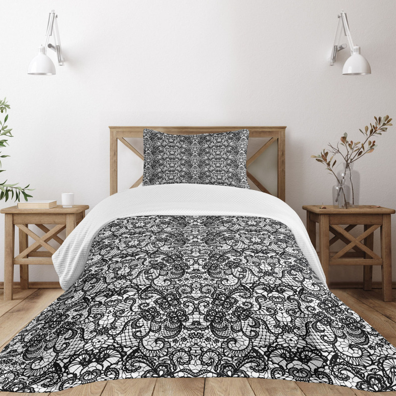 Bridal Victorian Flowers Bedspread Set