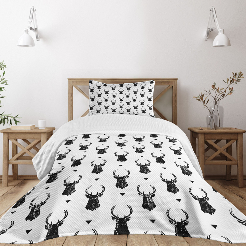 Monochrome Animal Head Bedspread Set