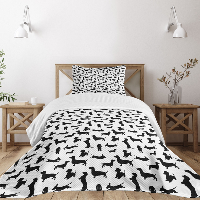 Monochorme Canine Bedspread Set
