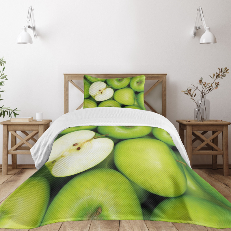 Realistic Healthy Snack Bedspread Set