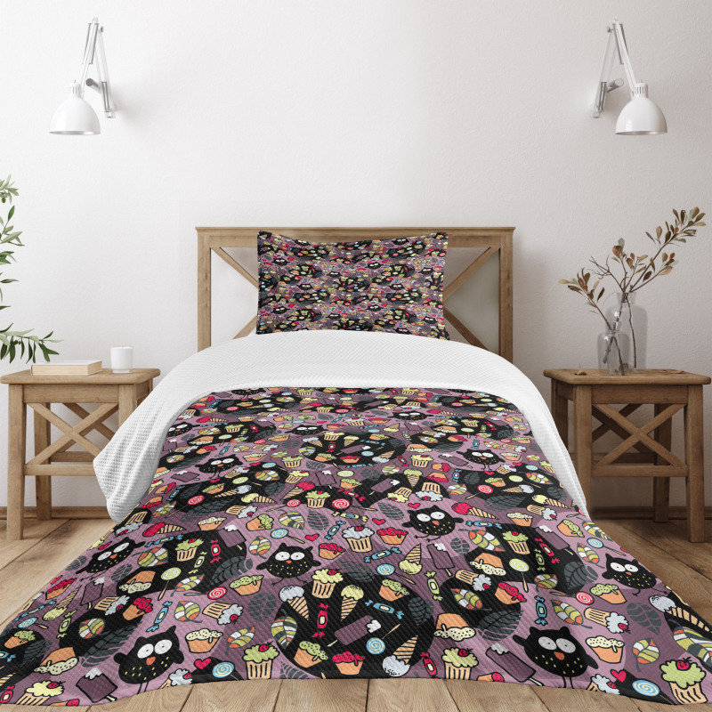 Crazy Birds Tasty Cupcakes Bedspread Set