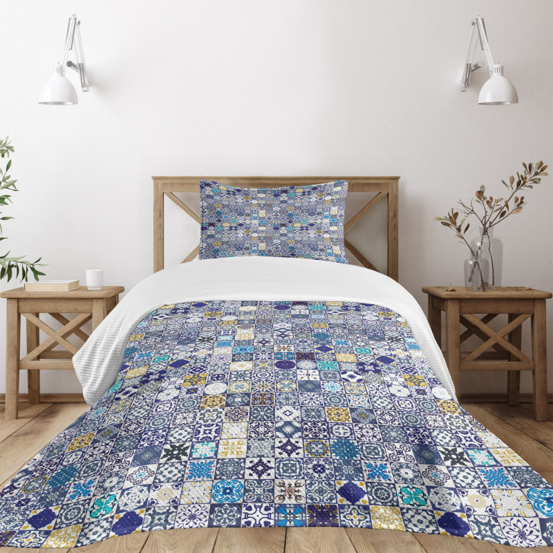 Mediterranean Vintage Bedspread Set