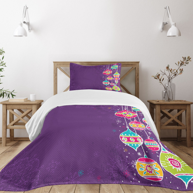 Kids Doodle Balls Bedspread Set