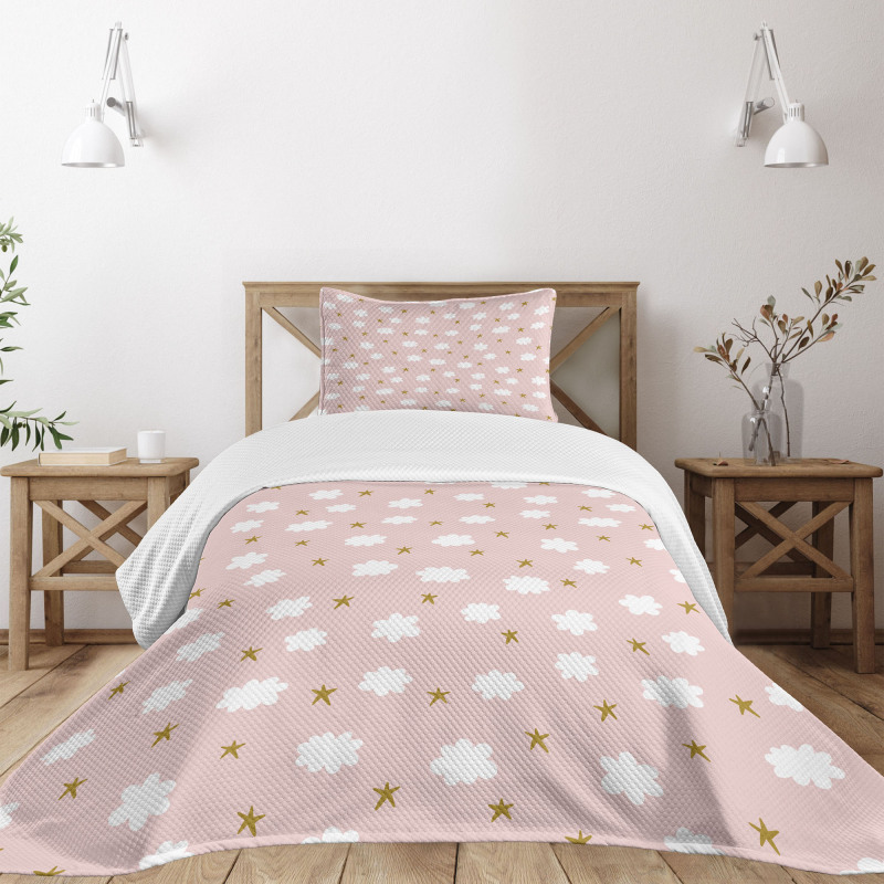 Stars and Clouds Pattern Bedspread Set