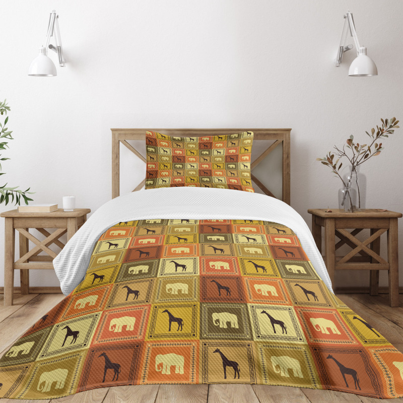 Savanna Animal Frames Bedspread Set