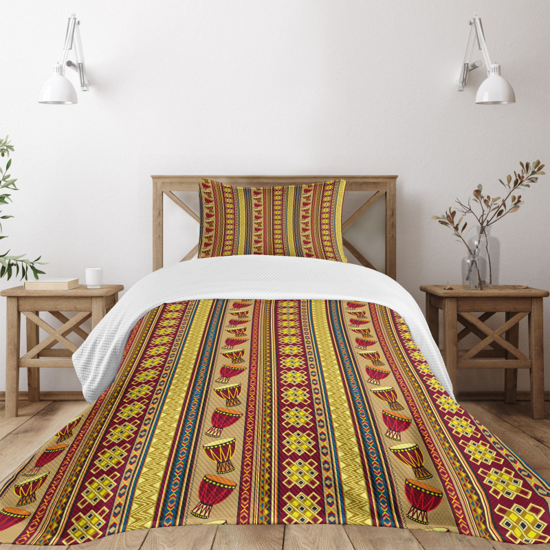 Djembe Drums Geometric Bedspread Set