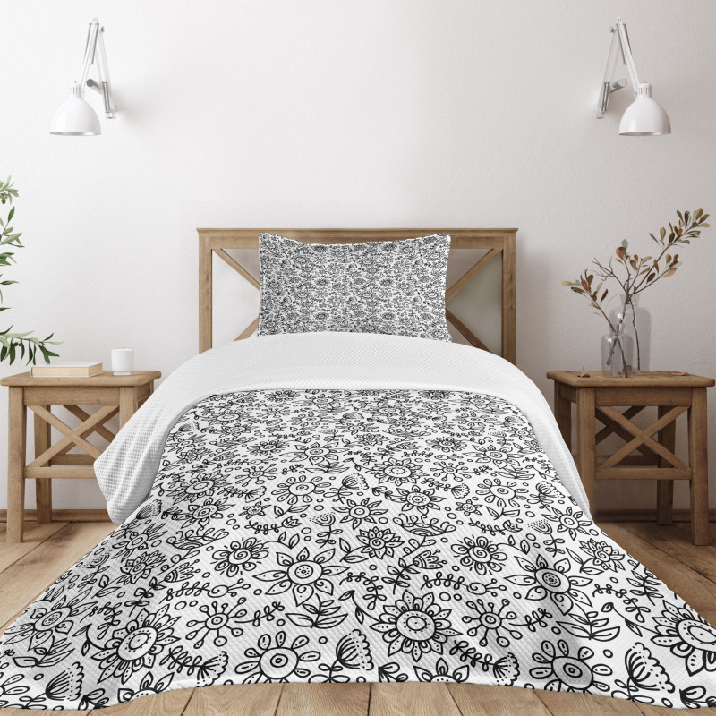 Floral Sketch Bedspread Set