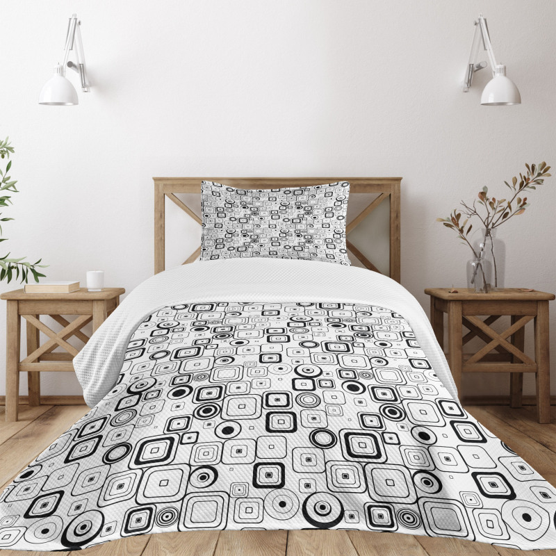 Squares Circles Bedspread Set