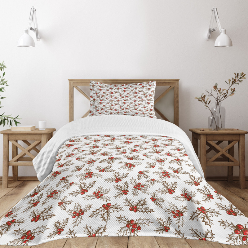 Holly Berries Leaves Bedspread Set