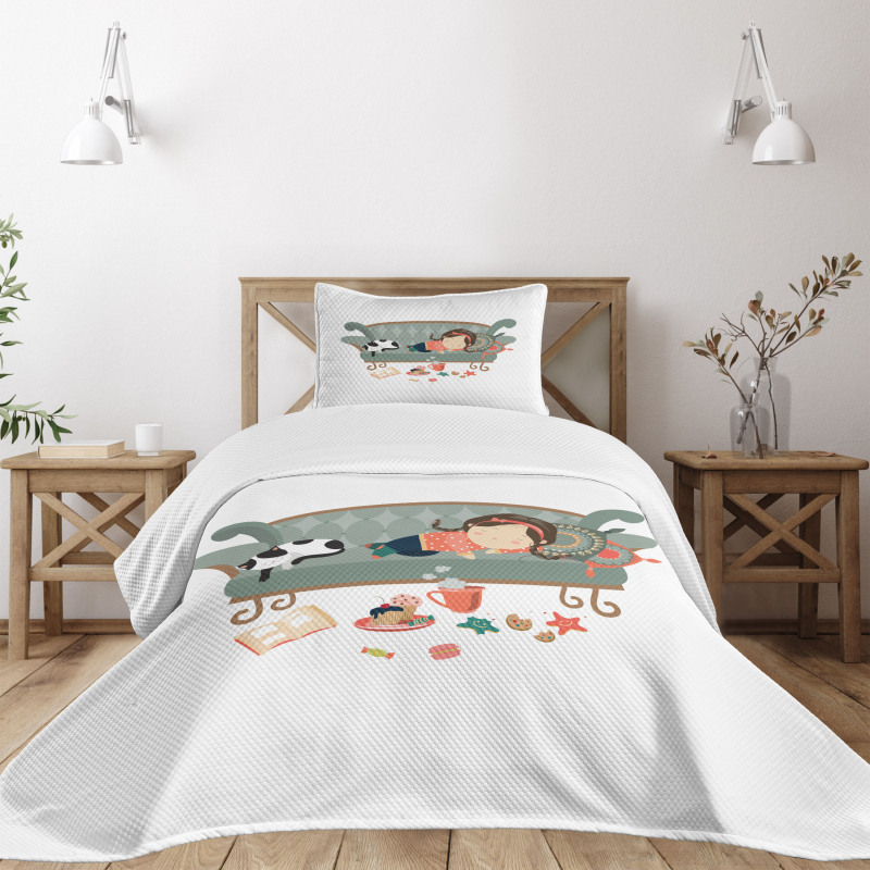 Sleeping Girl with Cat Bedspread Set