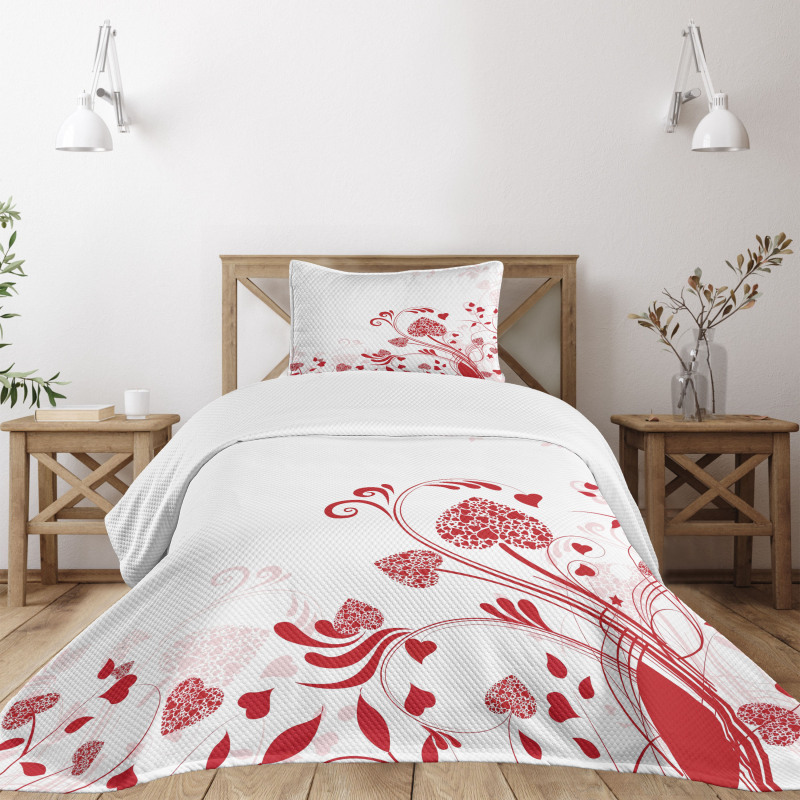 Garden of Romance Hearts Bedspread Set