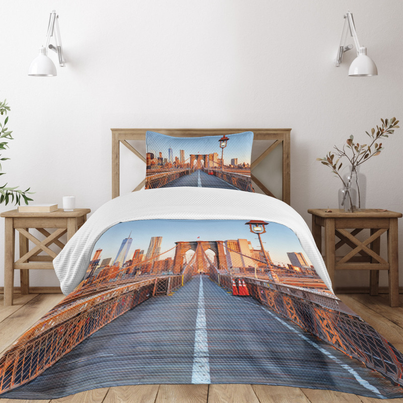 Brooklyn Bridge Manhattan Bedspread Set