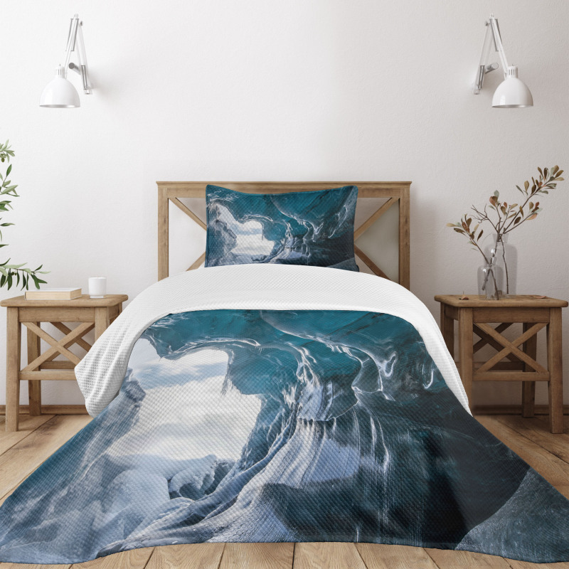 Vatnajokull in Iceland Bedspread Set