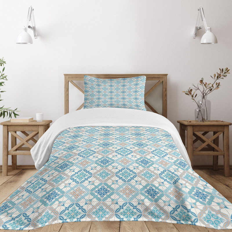 Tangled Modern Tile Bedspread Set