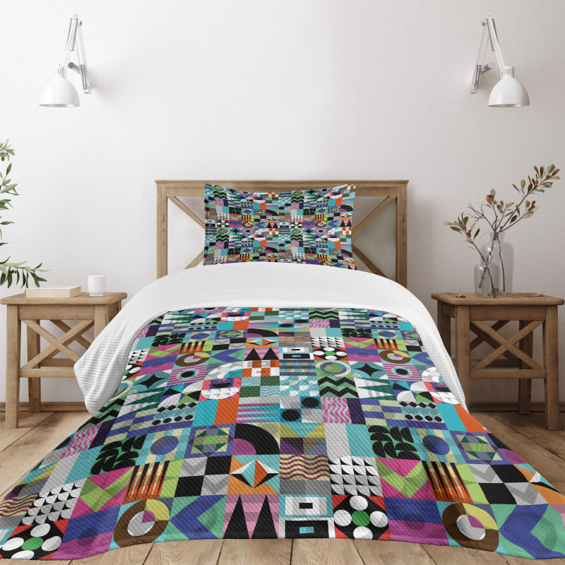 Various 60s Shapes Bedspread Set