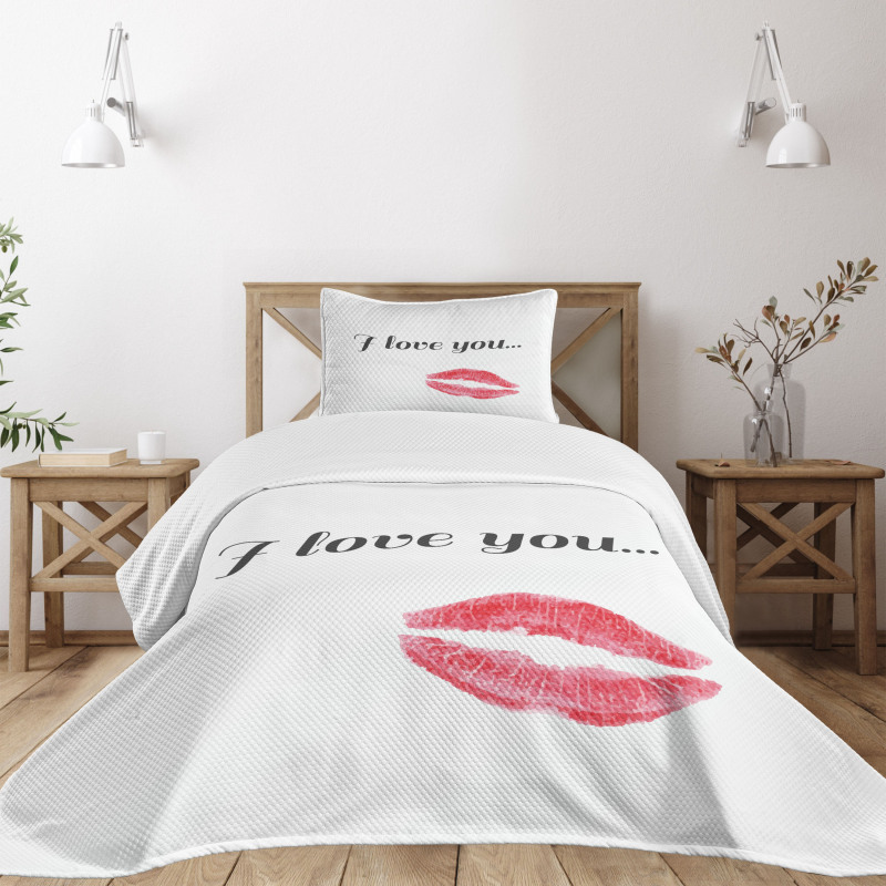 Red Kiss Lipstick Bedspread Set