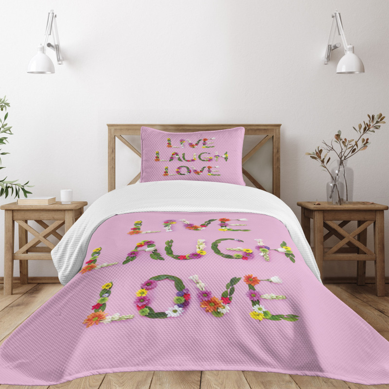 Floral Words Bedspread Set