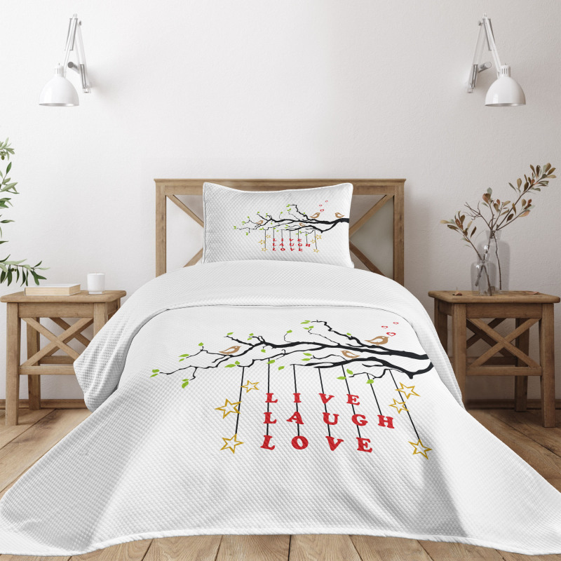 Couple of Birds Bedspread Set