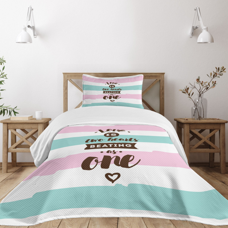 Retro Style Pastel Bedspread Set