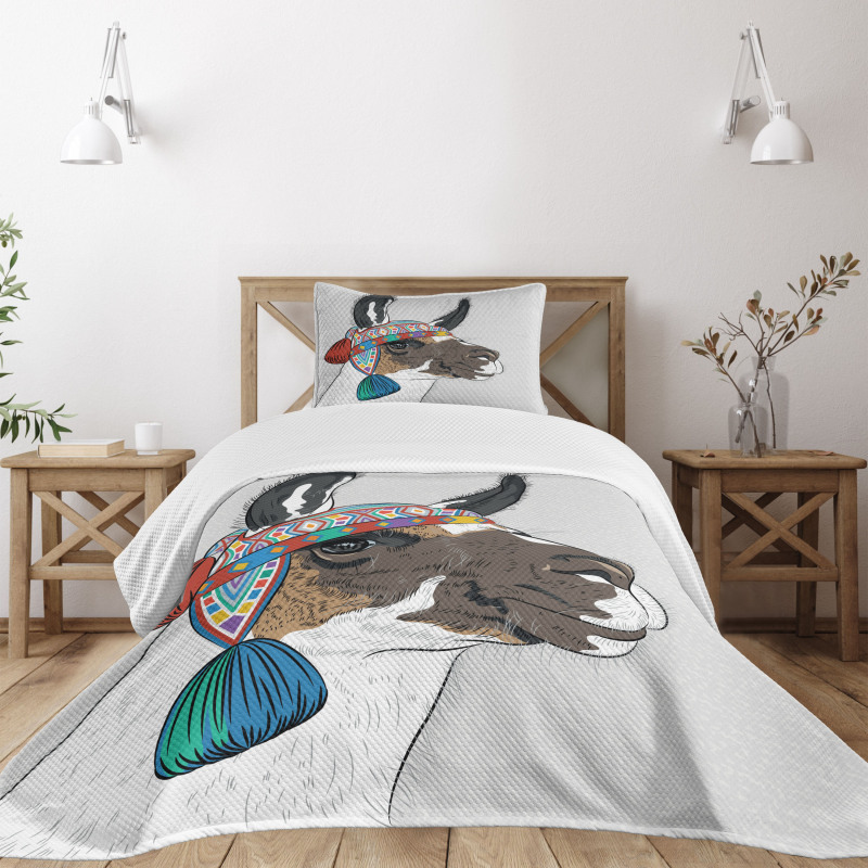 Abstract Pattern Bedspread Set