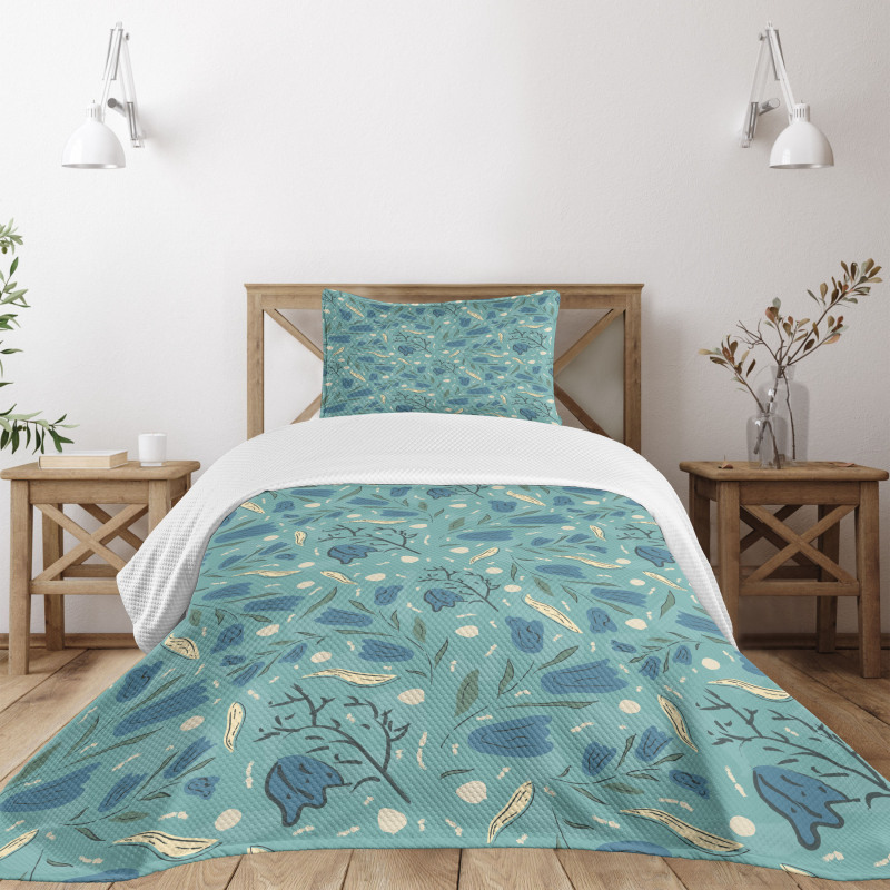 Aquarelle Floral Motif Bedspread Set