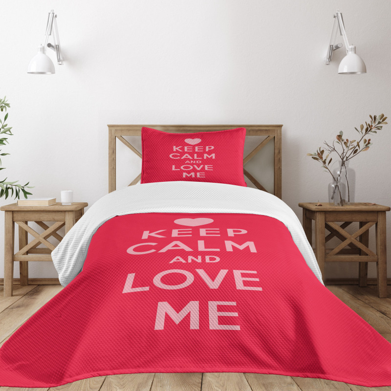 Love Me Romantic Text Bedspread Set