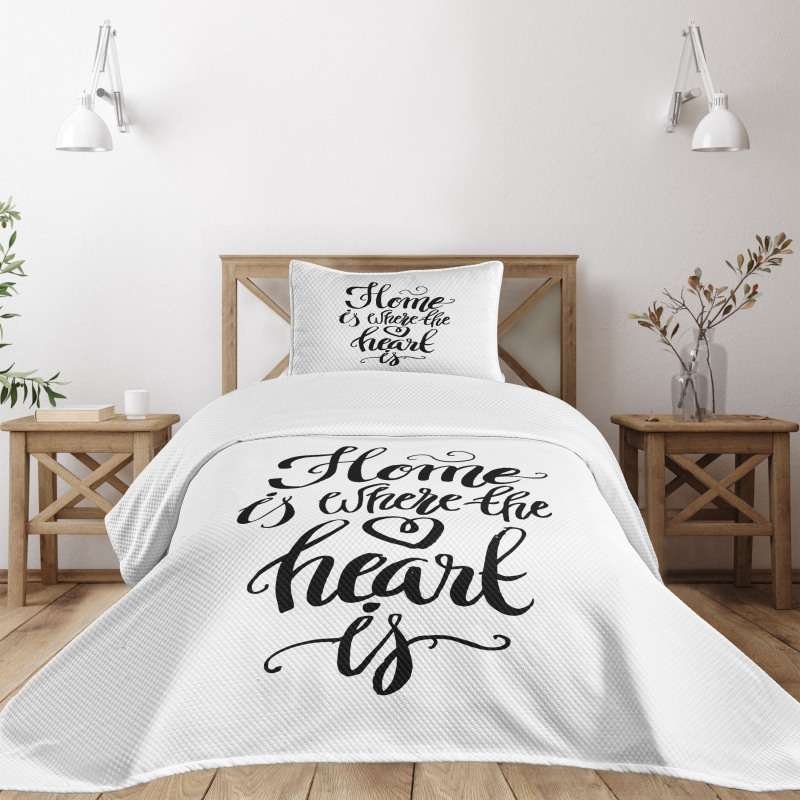 Monochrome Text Bedspread Set