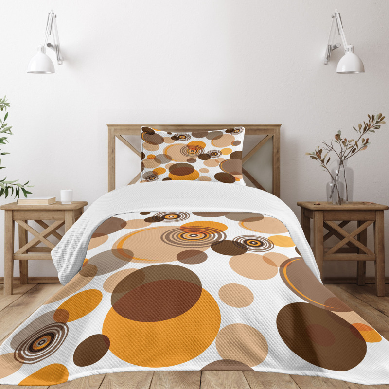 Chaotic Spots Rings Bedspread Set