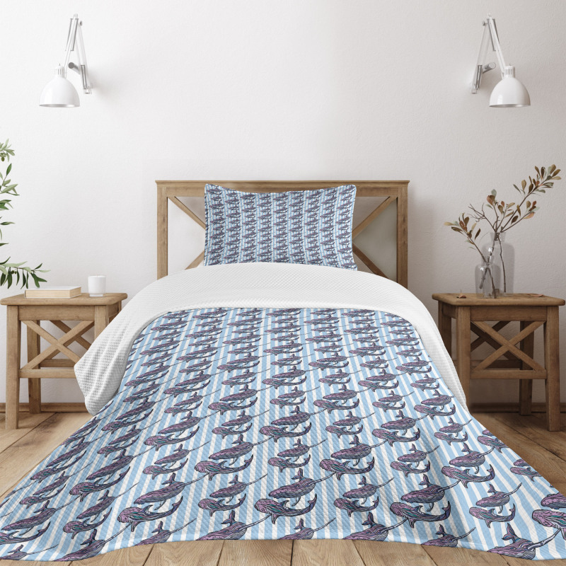 Giant Marine Mammals Bedspread Set