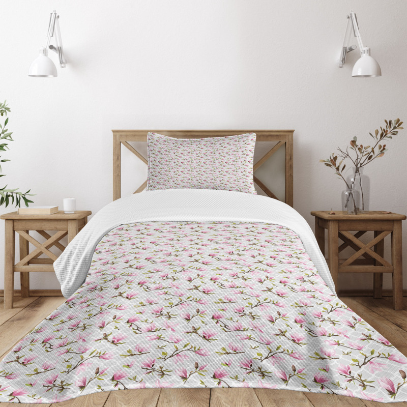 Magnolia Flower Pattern Bedspread Set