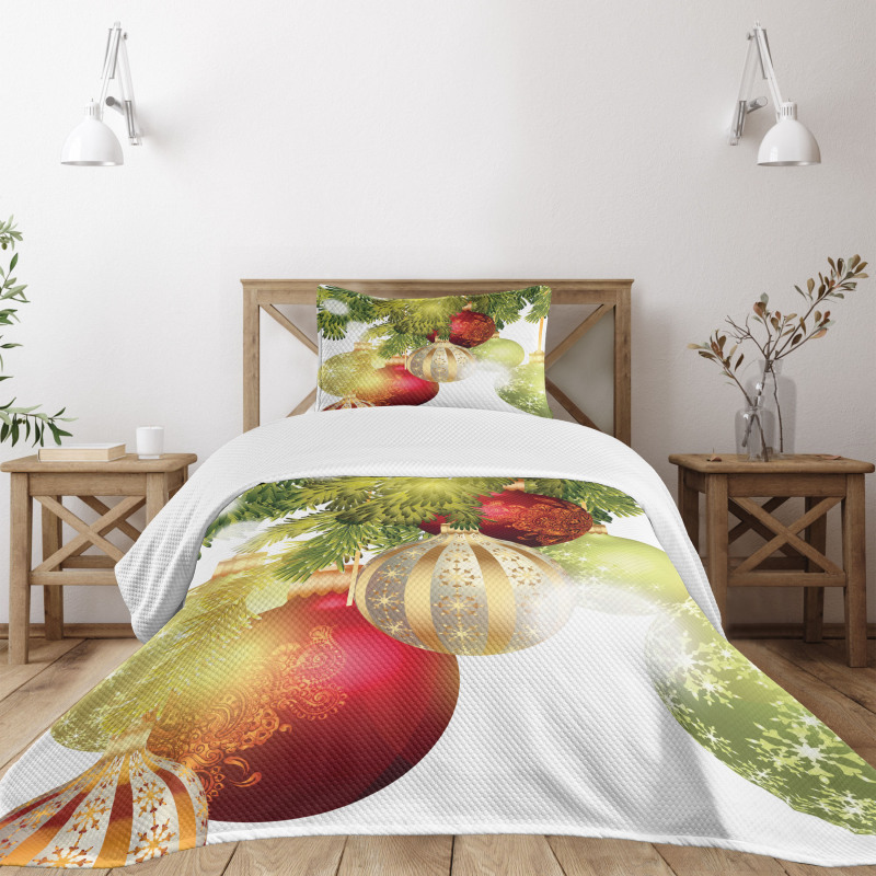 Baubles Motifs Yuletide Bedspread Set