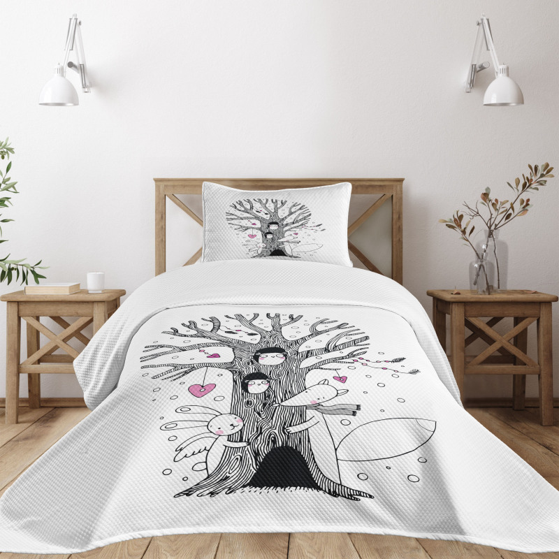 Tree Playing Children Bedspread Set