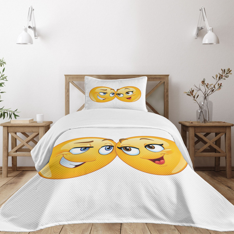 Loving Emoticon Couple Bedspread Set