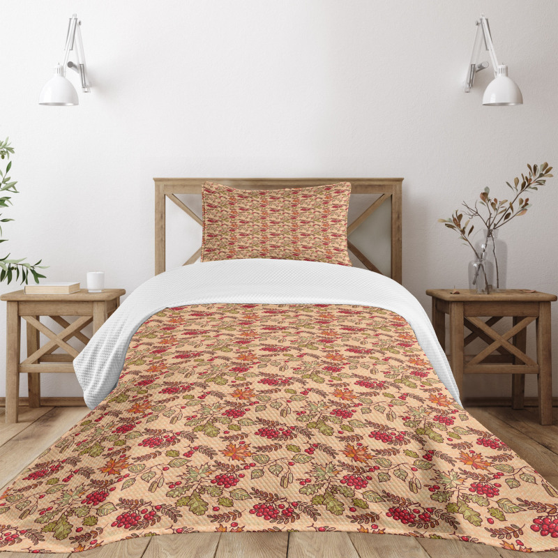 Berries Autumn Leaves Bedspread Set