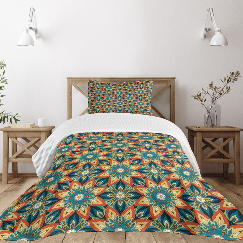 Ornate Floral Vintage Bedspread Set