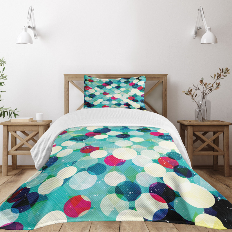 Worn out Retro Rhombus Bedspread Set