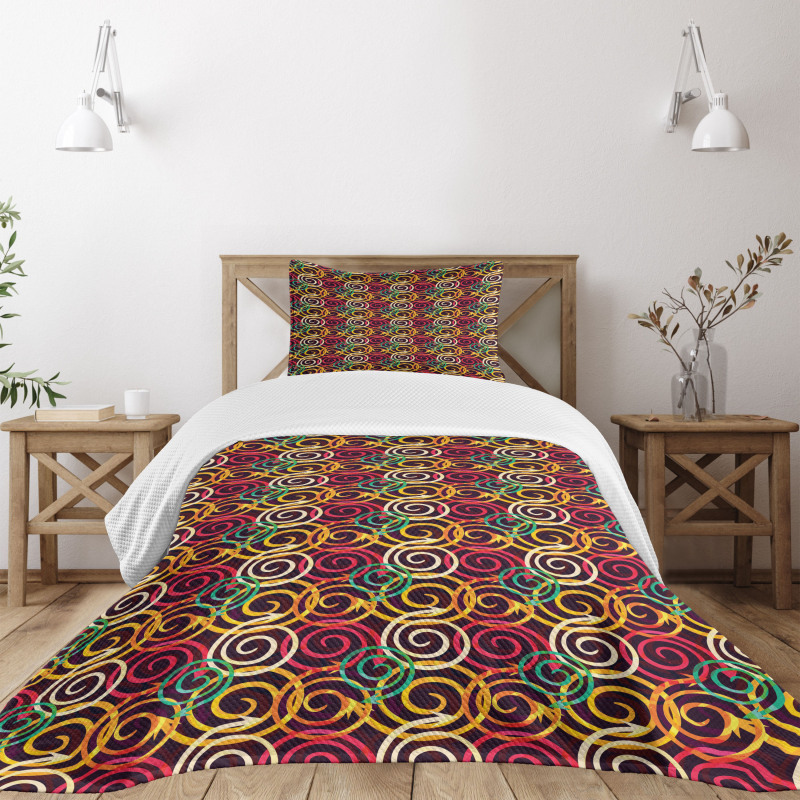 Curved Spiral Arrows Bedspread Set