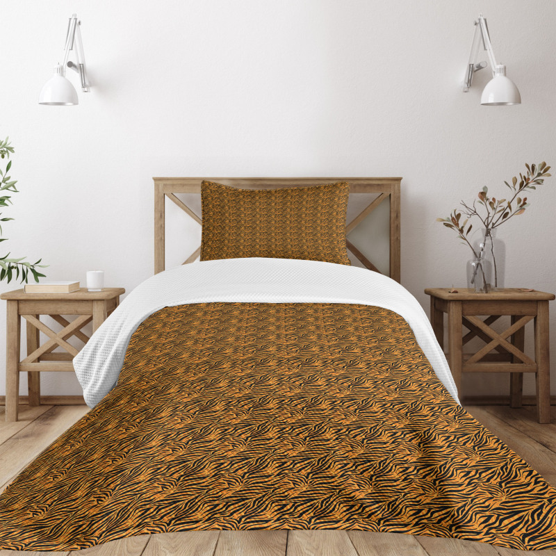 Tiger Skin Motif Bedspread Set