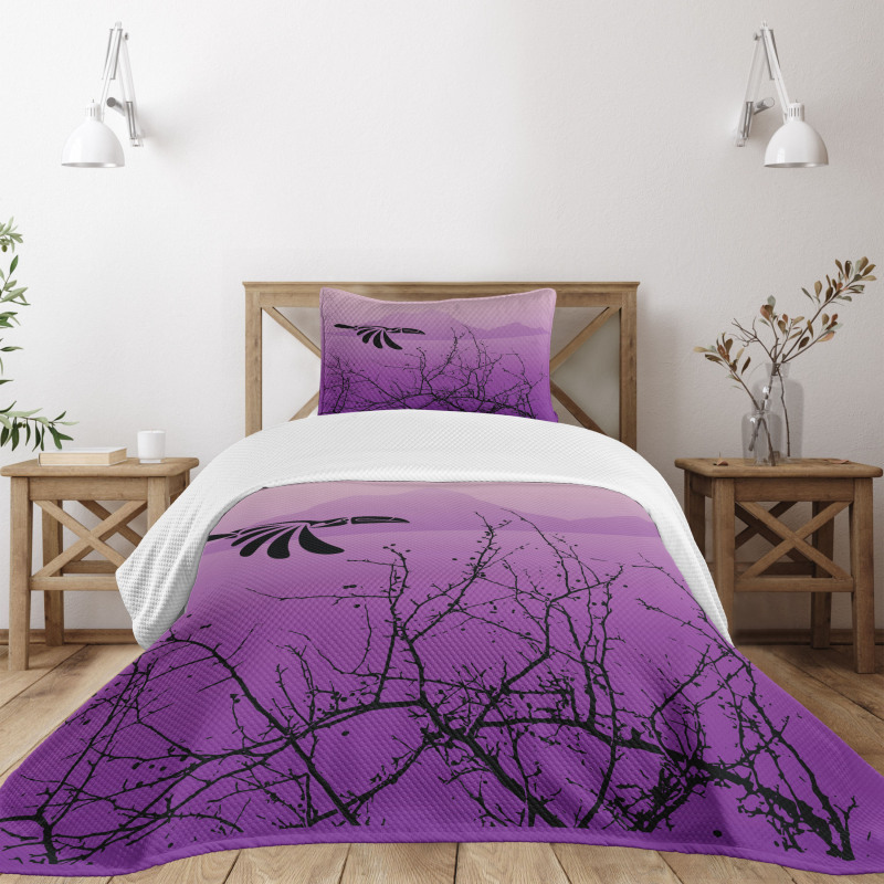 Hornbill Silhouette Bedspread Set