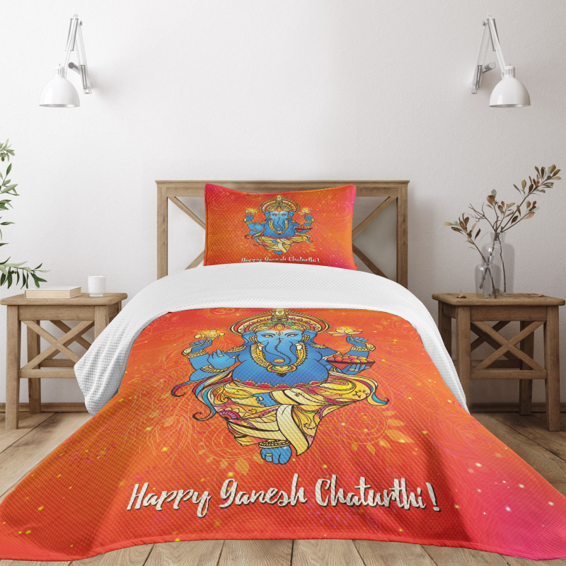 Traditional Elephant Bedspread Set