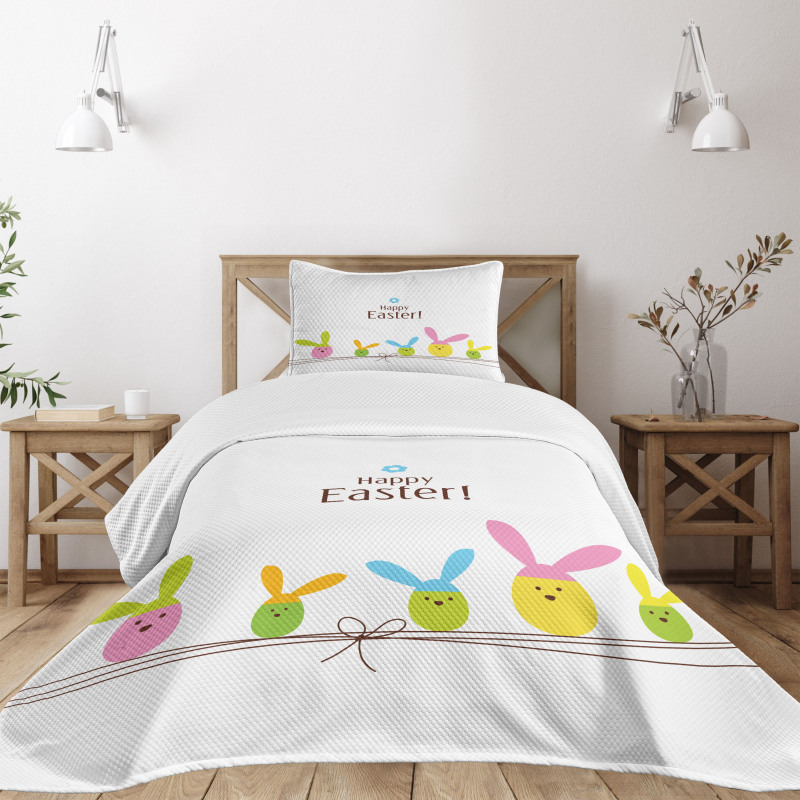 Simplistic Cartoon Eggs Bedspread Set
