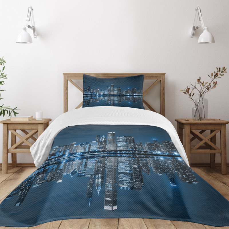 Sleeping City Bedspread Set